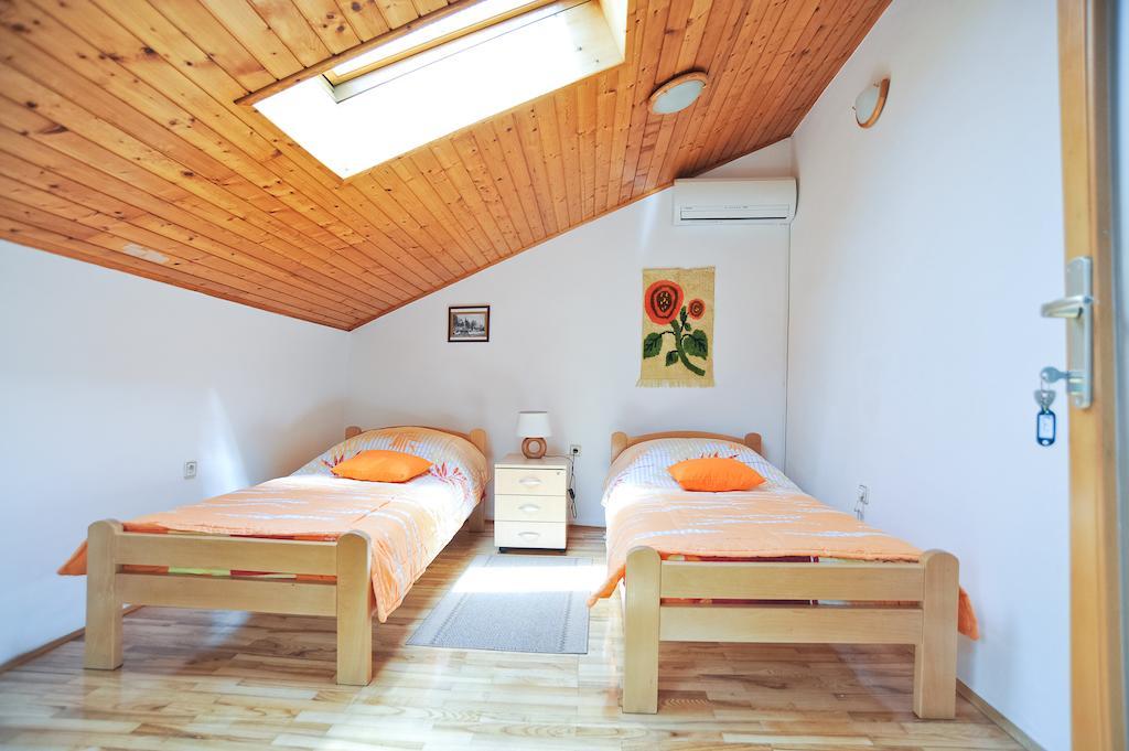 Apartment And Room Soul Of Dalmatia Zadar Quarto foto